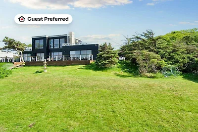 12 Personen Ferienhaus in Græsted-By Traum