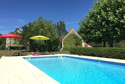 Komfortables Ferienhaus mit Schwimmbad