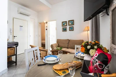 LAT1101 / Unterkunft nur einen Steinwurf vom ...