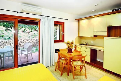 Ferienhaus in Porto Pollo mit Garten