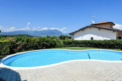 Villa mit 2 Schlafzimmer
