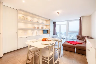 Appartement aan de kust met strandtoegang