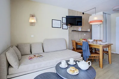 Scenic Family Apartment in the Pyrenees