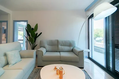 Wohnung in L'Escala in der Nähe des Strandes