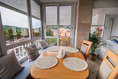 Elegant and Scenic Peaceful Apartments Portor...