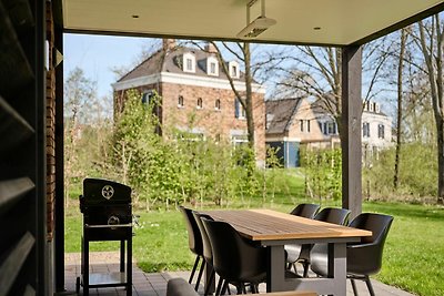 Mooie villa met veranda 4 km. van Maastricht