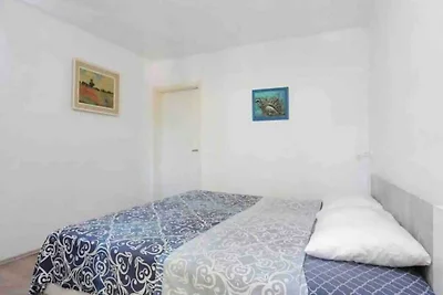 Seafront House Antonia