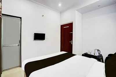 Hotel O Jagatpura vicino al centro commercial...