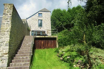 Casa vacanze a Treignes con giardino