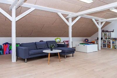 8 Personen Ferienhaus in Henne