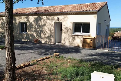 Villa des Figuiers immersa nel verde