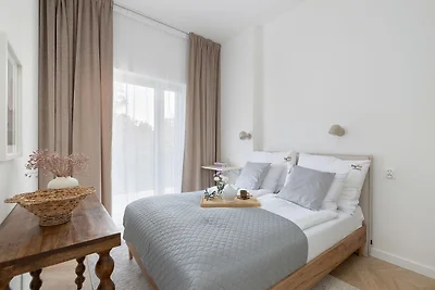 Komfortables Apartment, Innenpool, Strandnähe