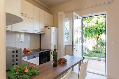 Apartments Ankora - One bedroom apartment wit...