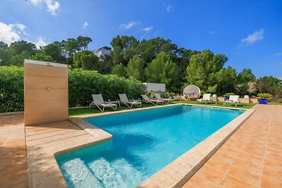Gezellige villa in St Josep met privé zwembad