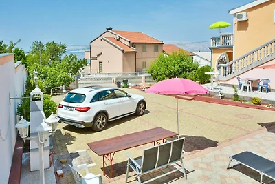 Schönes Haus mit privater Terrasse
