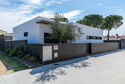 Moderne Villa mit Swimmingpool