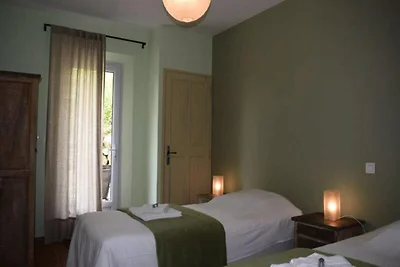 Häuser & Villen für 8 Personen