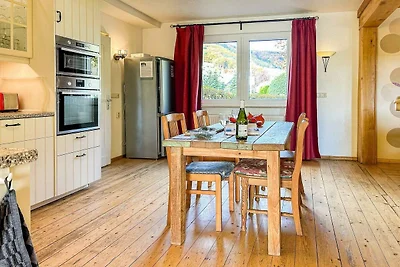 Grande casa con giardino privato a Medebach