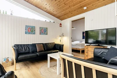 8 Personen Ferienhaus in Væggerløse-By Traum
