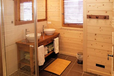 Chalet in Le Chinaillon nahe Pisten