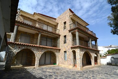 Apartment Passeig Del Mar mit...