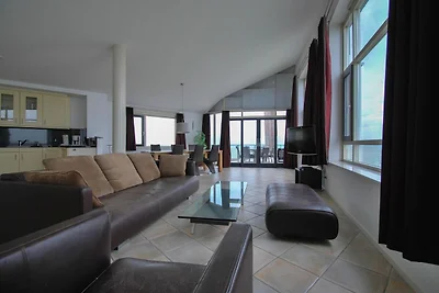 Apartment mit Seeblick und zwei Balkonen