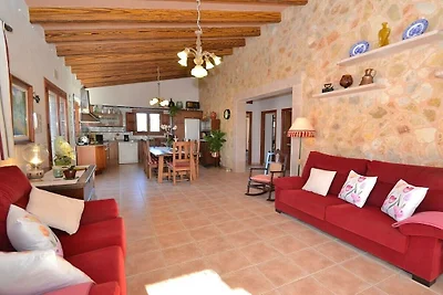 Finca in Ariany mit Schwimmbecken
