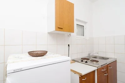 Guest House Sobra 38 - Double Room with Balco...
