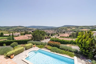 Geräumige Villa mit Privatpool