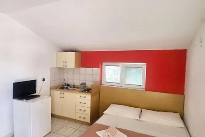 Apartments Mateo - Studio Apartment - Red