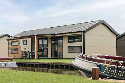 Hübsches Chalet mit Klimaanlage und Schleuse