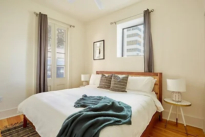 Appartement Met Vijf Slaapkamers