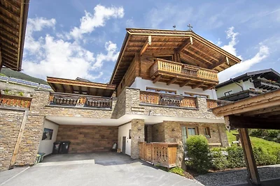 Chalet mit Sauna und Naturpool