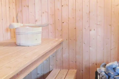 Ferienhaus mit Sauna im Ferienpark Mirow