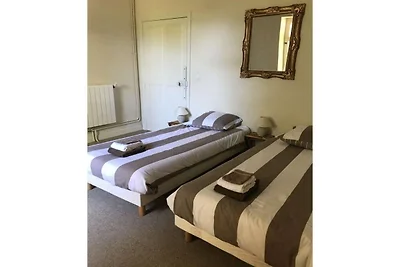Fourteen-Person Valréas Holiday Home