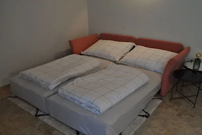 Binder, Hubertusstrasse Apt. 3