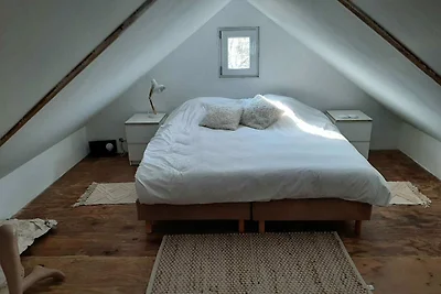 Agriturismo moderno e arredato con gusto in u...