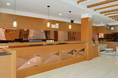 Super Townhouse Edasserys Kalamassery Tourist...