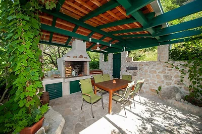 Ferienhaus in Makarska mit Garten