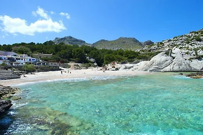 Villa in Pollensa mit Schwimmbecken