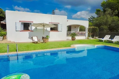 Luxuriöser Ibiza-Aufenthalt mit Meerblick