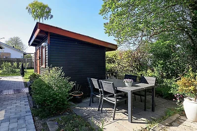 4 Personen Ferienhaus in Faxe Ladeplads-By...