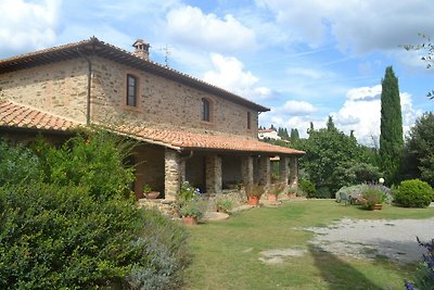 Casale indipendente con piscina privata