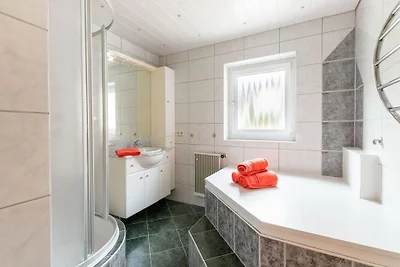 Einladende Ferienwohnung in Ladis mit Balkon