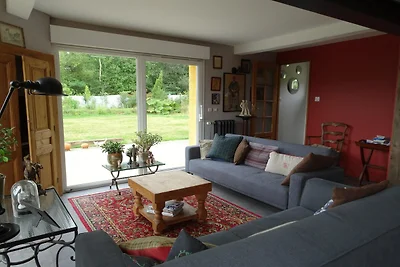 Hochwertig renoviertes Landhaus nahe Küste
