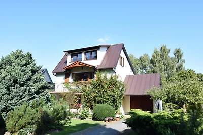 Großes Ferienhaus mit privatem Garten