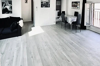 Apartment in Cannes mit hellen Innenräumen