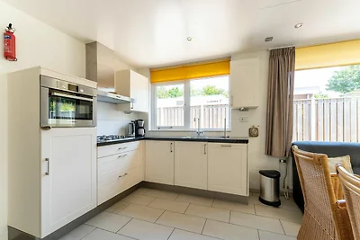 Ferienhaus in Baarland mit Garten