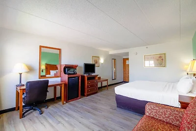 Junior Suite | NMSK | Tulsa