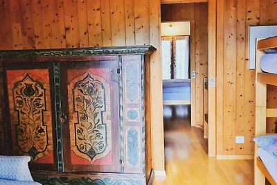 Casa Graa, Superiore
